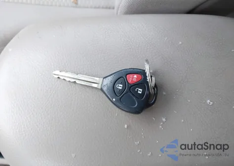 2007 Toyota Rav4 Limited from USA, damaged, VIN JTMBD31V975097186